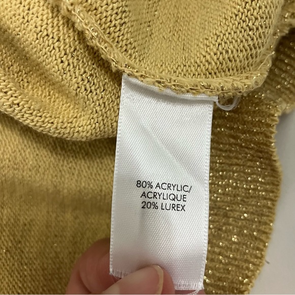 Alfred Dunner | Gold Sparkly top - Picture 4 of 4